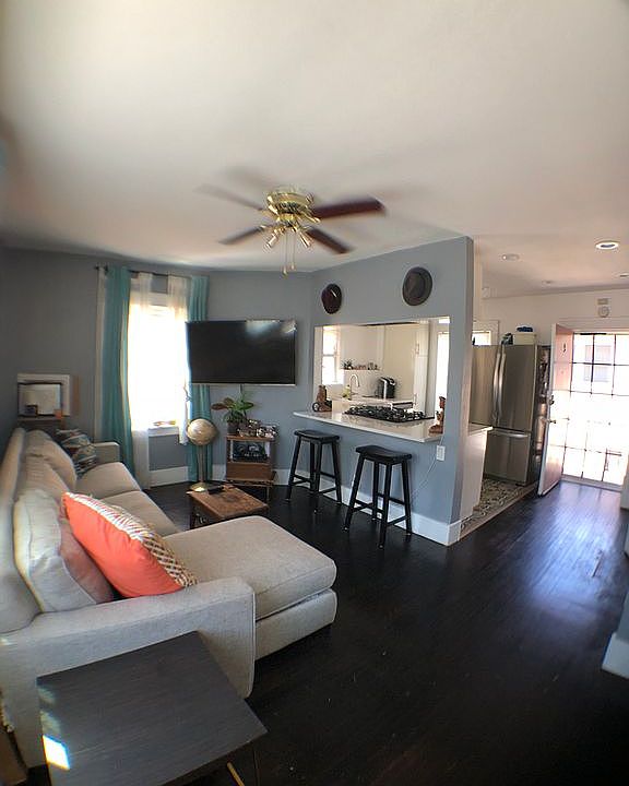 1st image of 1250 E 1st St APT 9