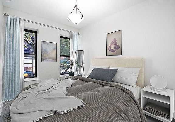 3rd image of 340 E 105th St APT 3B