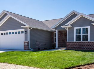 2239 E Honeygold Ct, Appleton, WI 54913