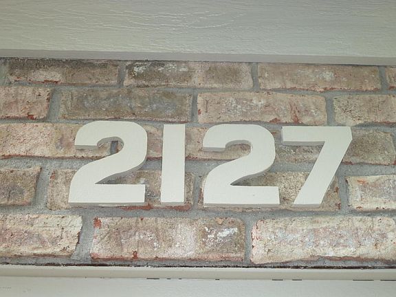 3rd image of 2127 N Quail Crest Ct SE