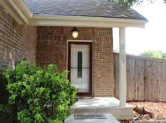 4th image of 6110 Britania Ct