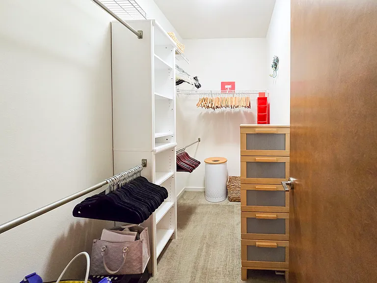 4042 Martin Luther King Jr Way S — Photo 12