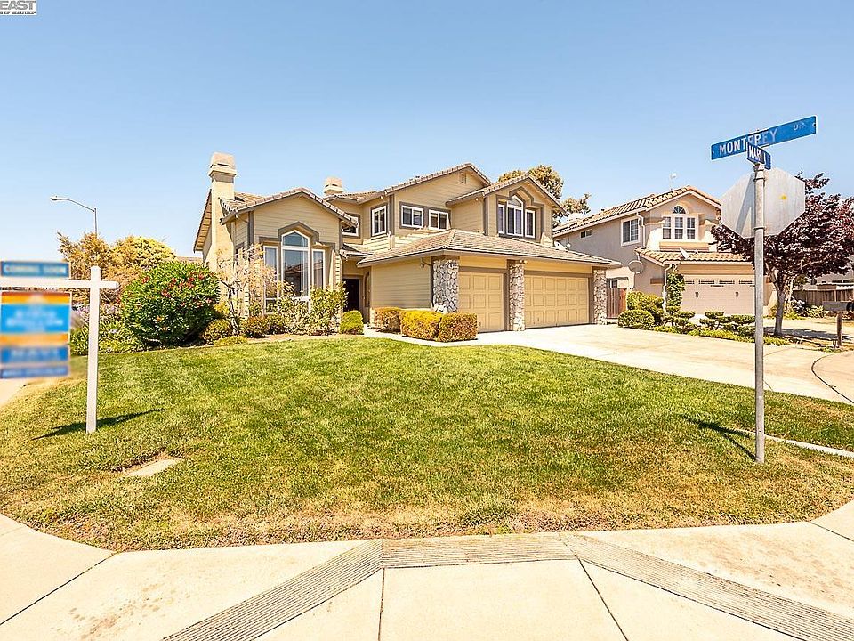 1st image of 32445 Marina Ct