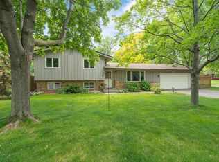 3293 Rice Creek Ter, New Brighton, MN 55112