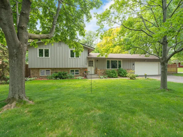 3293 Rice Creek Ter, New Brighton, MN 55112