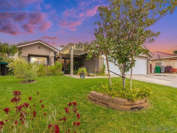 2nd image of 27724 Eagles Crest Dr