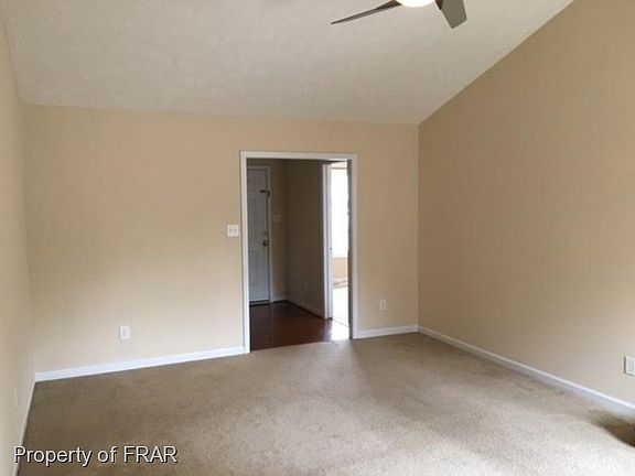 3rd image of 102 White Pine Dr