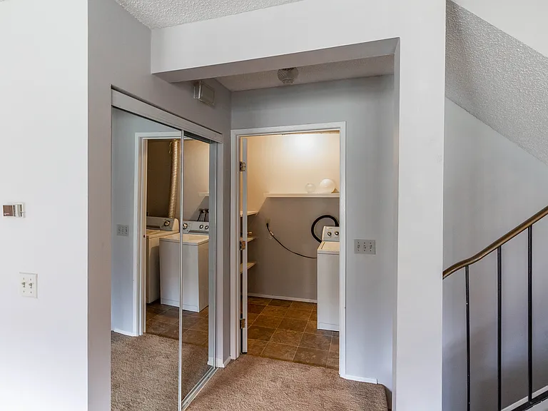 200 Brookpark Dr SW #523 — Photo 5