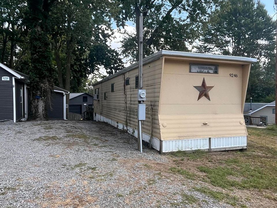 2nd image of 9246 Elm Dr