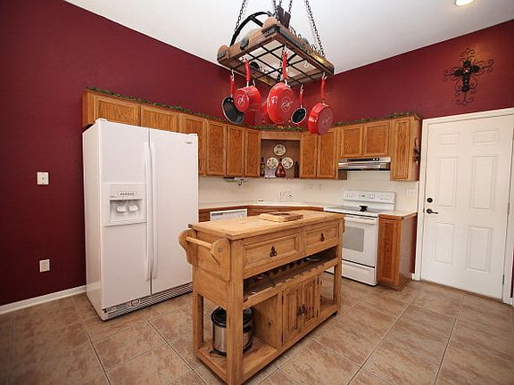 5th image of 5730 Phyllis Ln