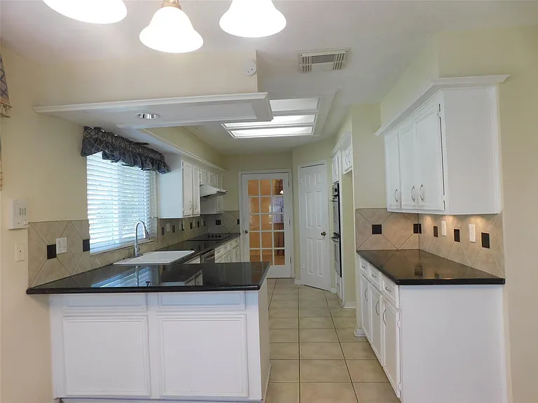 2502 Stephens Grant Dr — Photo 44