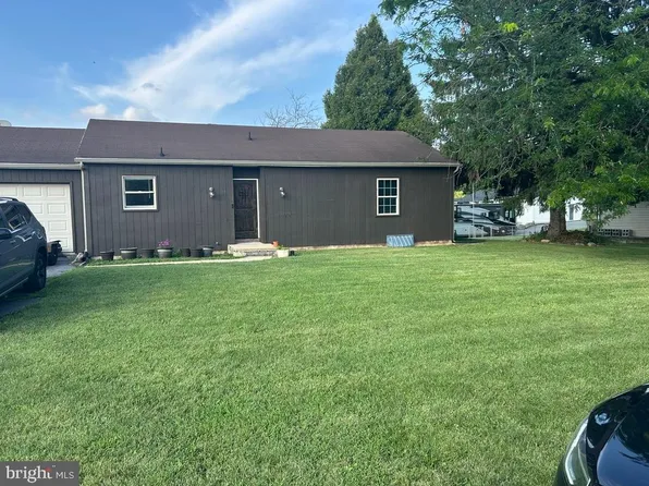 121 Walnut St, Mont Alto, PA 17237