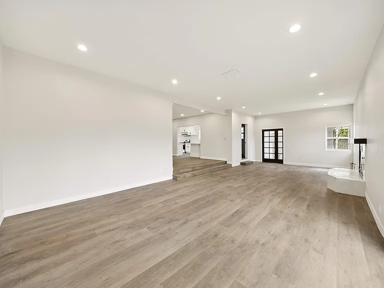 350 E Juanita Ave — Photo 13