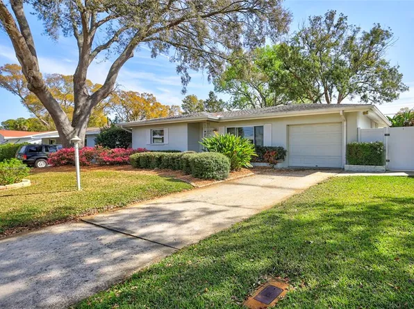 309 Teresa Dr, Largo, FL 33770