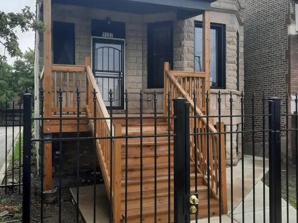 1137 S Saint Louis Ave, Chicago, IL 60624