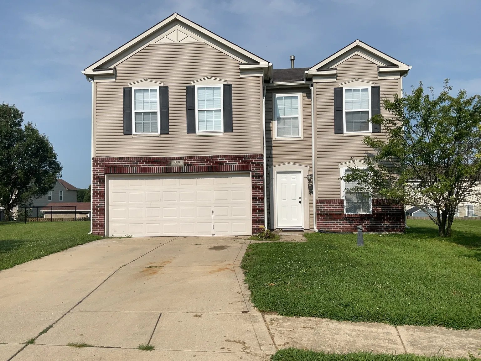 3 bed, 2.5 bath, 1364 sqft, $1,975 — Photo 1