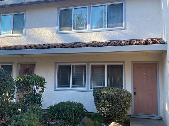 2nd image of 879 Palomino Dr
