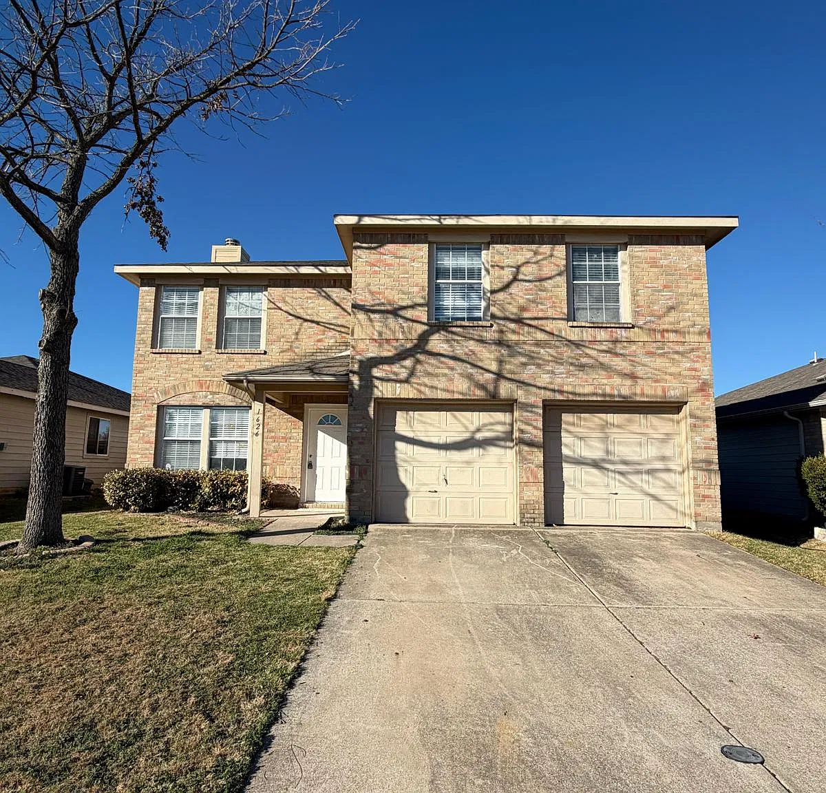 3 bed, 2000 sqft, $1,890 — Photo 1