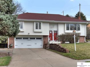 4717 N 107th St, Omaha, NE 68134