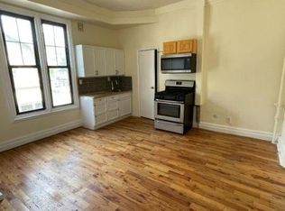 164 N Day St #1L, Orange, NJ 07050