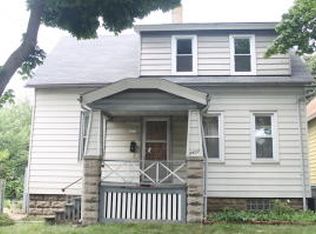 2607 S 34th St, Milwaukee, WI 53215