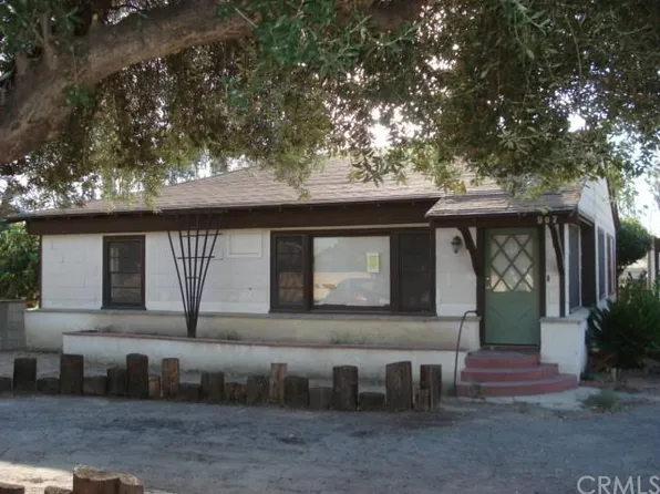 907 N Kirby St, Hemet, CA 92545