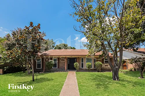 1309 Monterrey Dr Photo 1