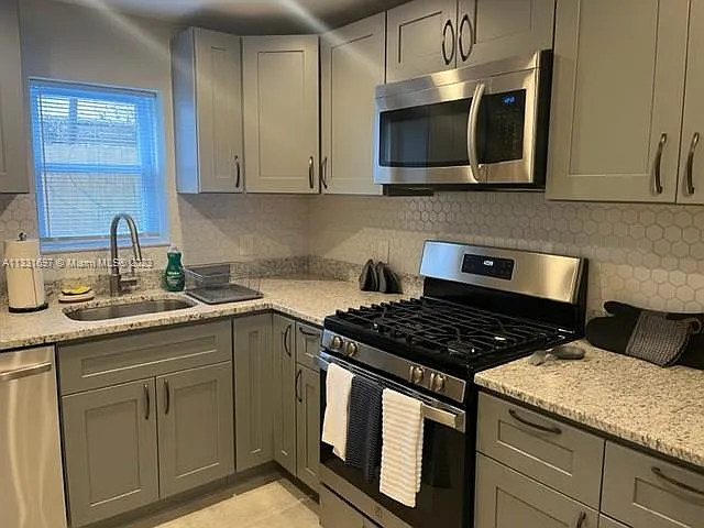 1247 S Newkirk St — Photo 8