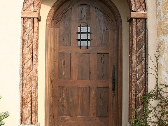 4th image of 2609 King Arthur Blvd