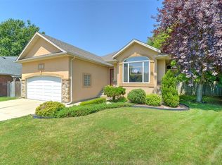 153 Purple Plum Dr, Kingsville, ON