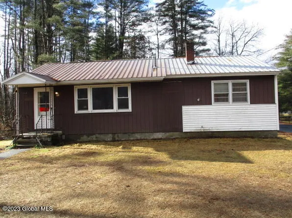 961 E River Drive, Lake Luzerne, NY 12846