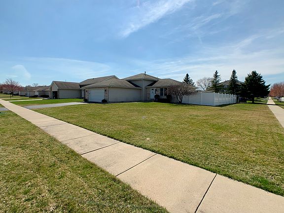 Front #2 (Fenced Yard)