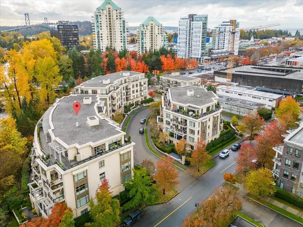 526 Waters Edge Cres, West Vancouver, BC V7T 0A2