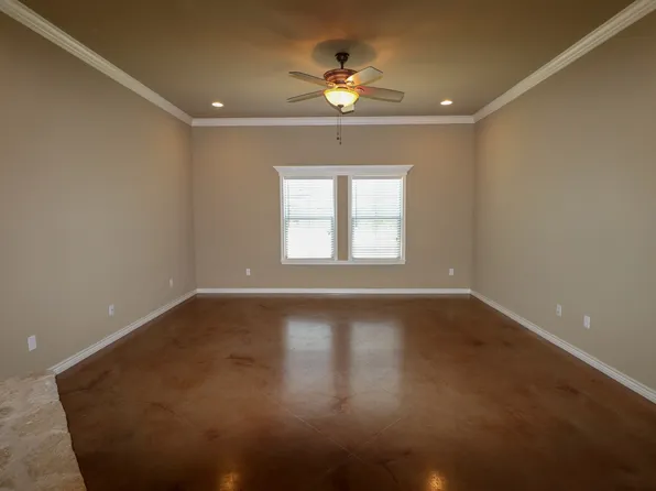 3125 Silver Saddle Dr, Waco, TX 76706