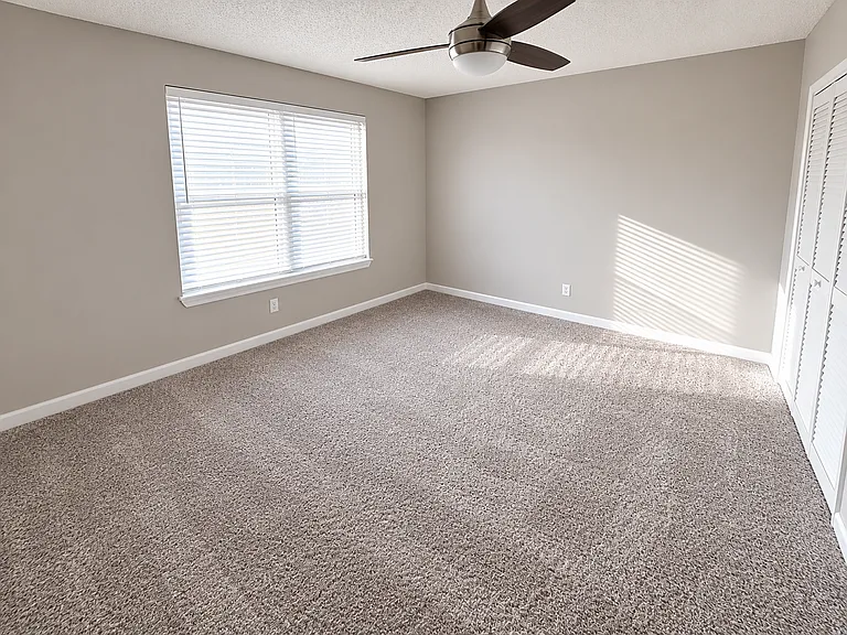 649 Governors Way — Photo 8