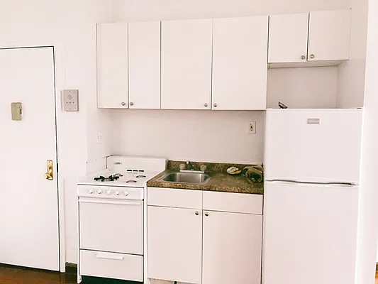 Rented by Taichi Fudosan | media 2