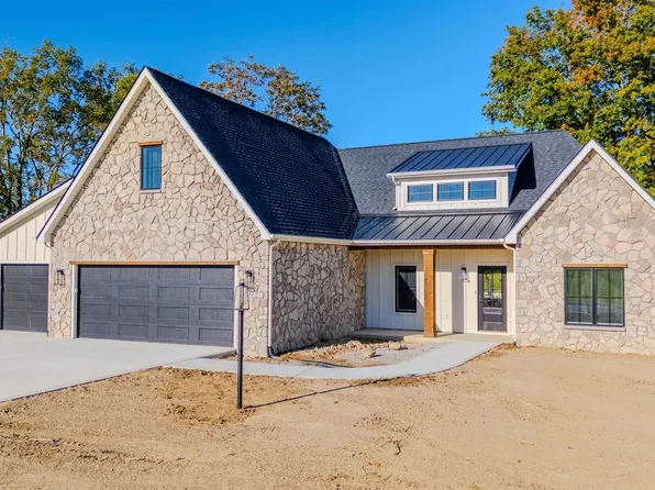 12 Creekside Ln, Wabash, IN 46992