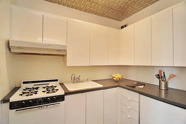 Sold by Corcoran | media 5