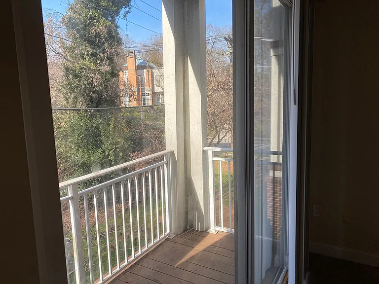 1308 Kenilworth Ave #420 — Photo 13