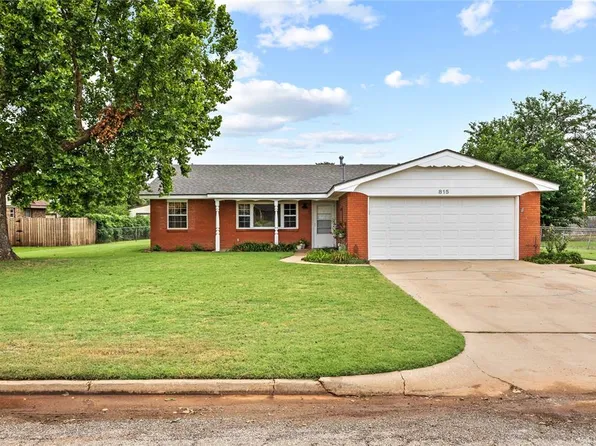815 N 2nd St, Okeene, OK 73763