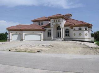 1391 Quintara Ct, Marco Island, FL 34145