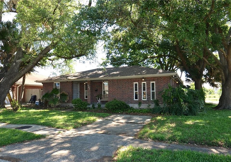 1st image of 461 Sugarpine Dr