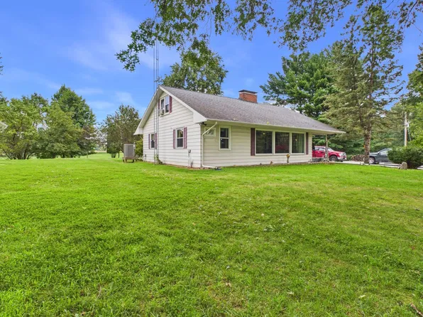 6473 N Tow Path Rd, Montezuma, IN 47862