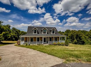 220 Candlewood Dr, Danville, KY 40422