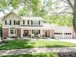 524 Cool Dell Ct, Ballwin, MO 63021