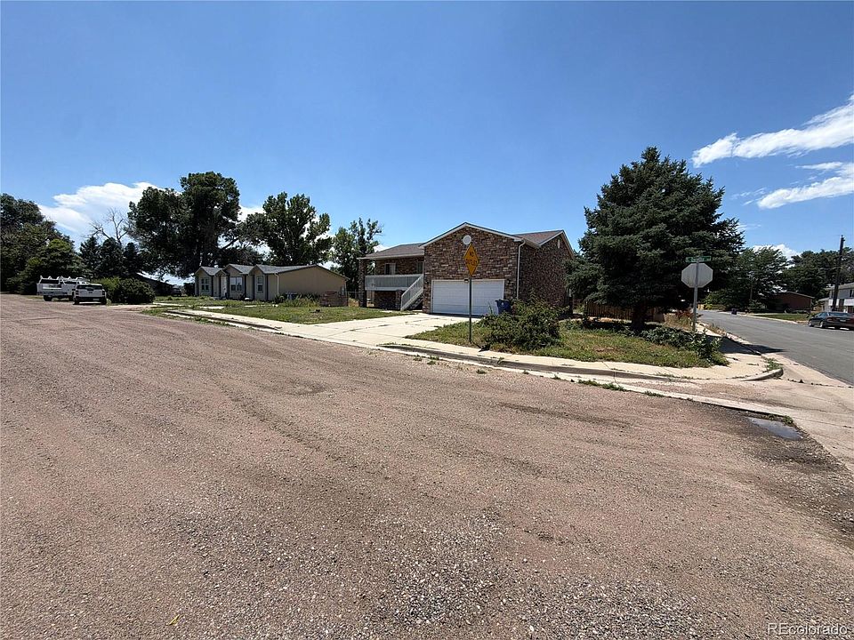 1st image of 301 S Dorothy Avenue