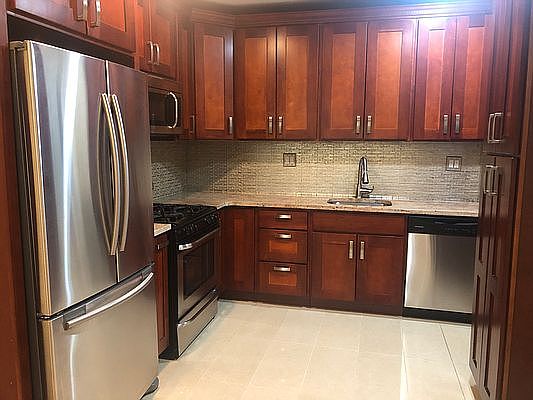 2nd image of 2815 47th St APT 1