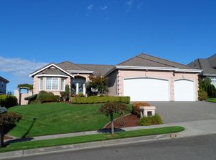 2107 Davis Ct NE, Tacoma, WA 98422