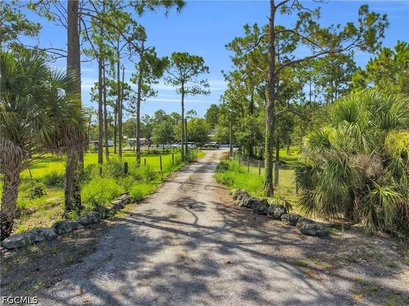 2511 Christopher Ln, Clewiston, FL 33440