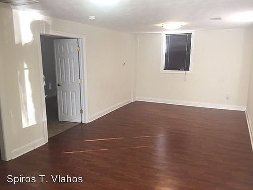 5th image of 1409 8th Ave